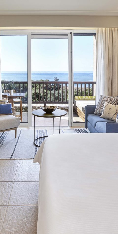 Premium Deluxe Room costa navarino